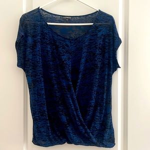 Express blue/black top